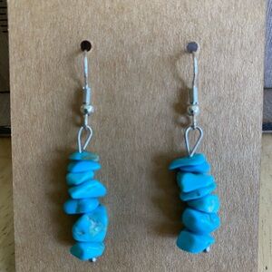 Stone Chip Dangle Earrings